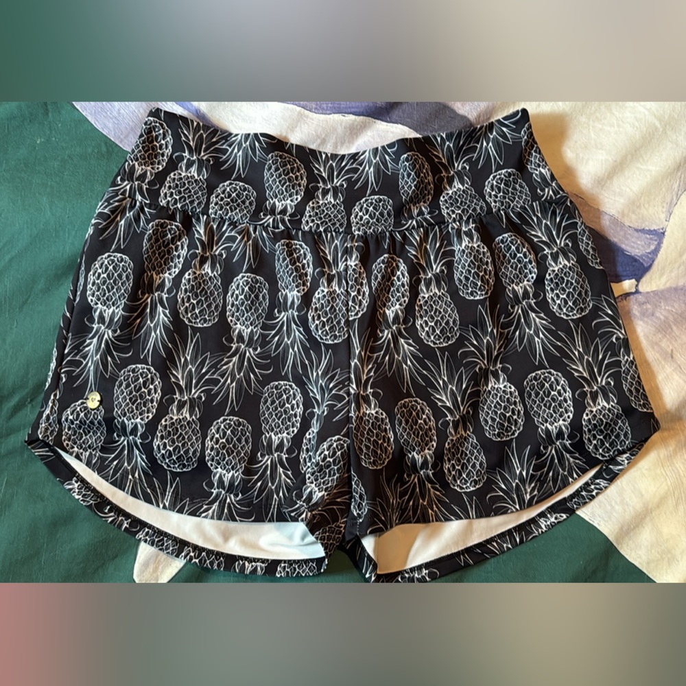 Hawaii Love Fitness shorts